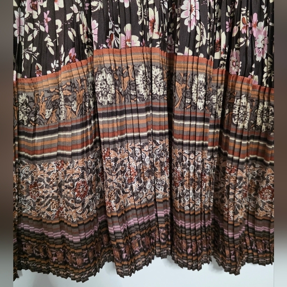 Anthropologie Petite Current Air Floral Long Sleeve Midi Dress Size X-Small - Picture 8 of 9